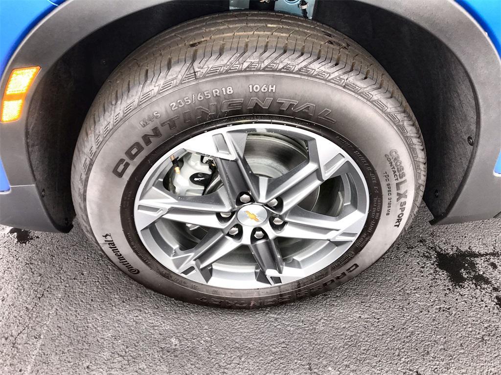 new 2025 Chevrolet Blazer car, priced at $32,889