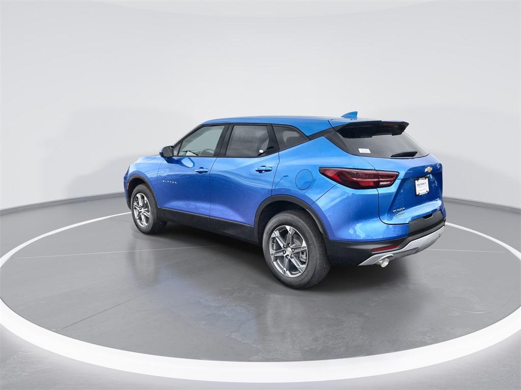 new 2025 Chevrolet Blazer car, priced at $32,889
