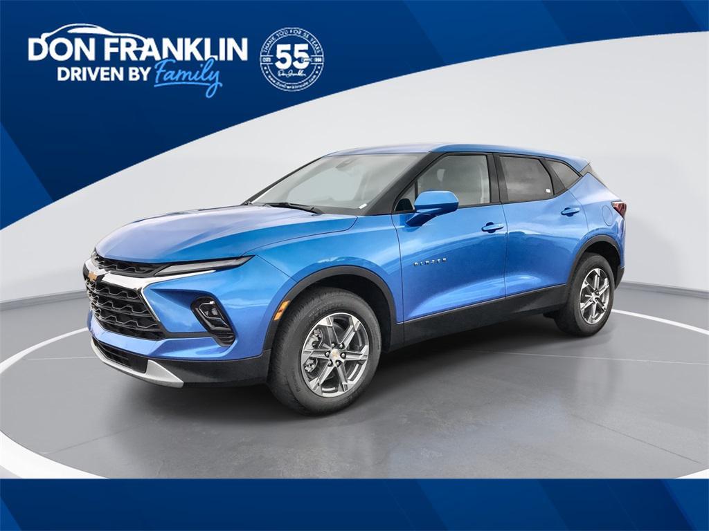 new 2025 Chevrolet Blazer car, priced at $32,889