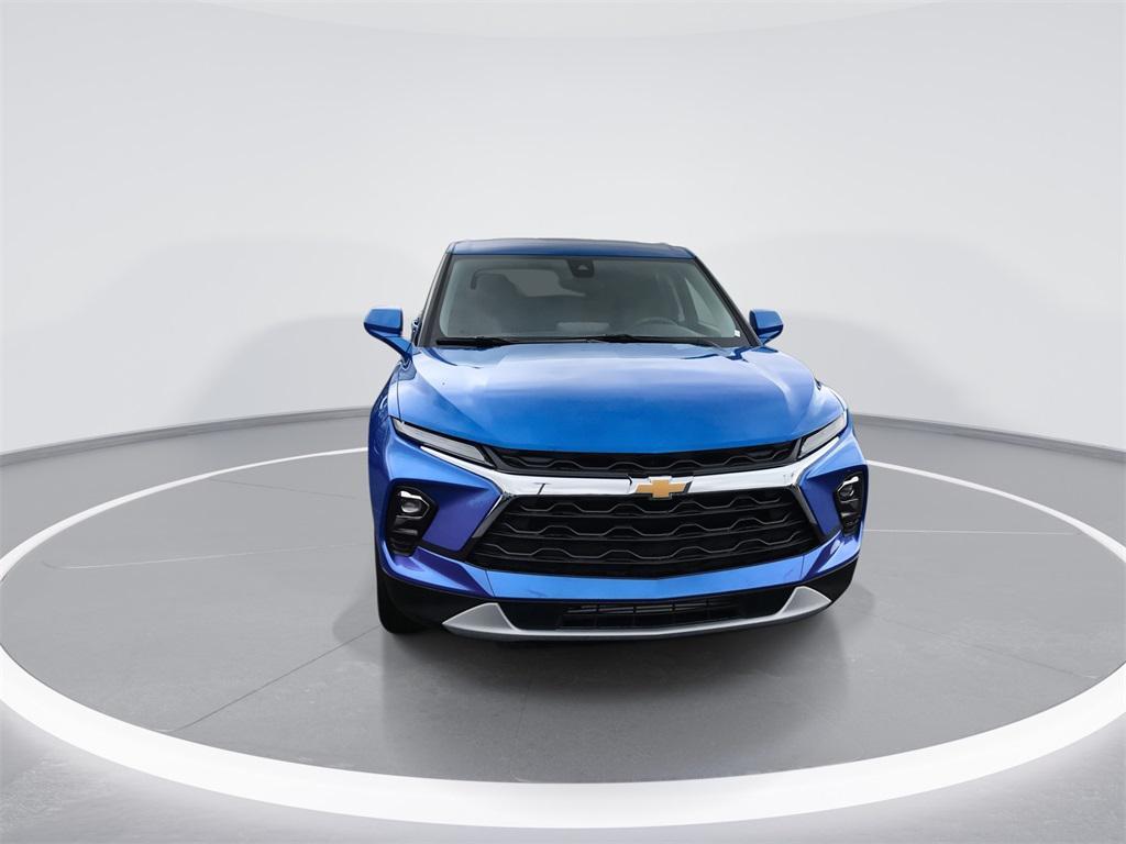 new 2025 Chevrolet Blazer car, priced at $32,889