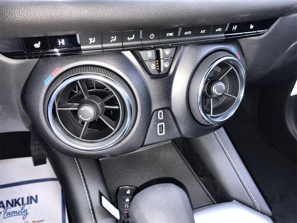 new 2025 Chevrolet Blazer car, priced at $32,889