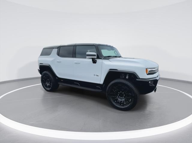 new 2025 GMC HUMMER EV SUV car