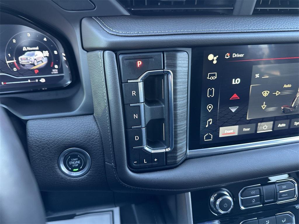 used 2024 GMC Yukon car, priced at $74,990