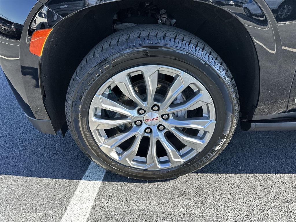 used 2024 GMC Yukon car, priced at $74,990