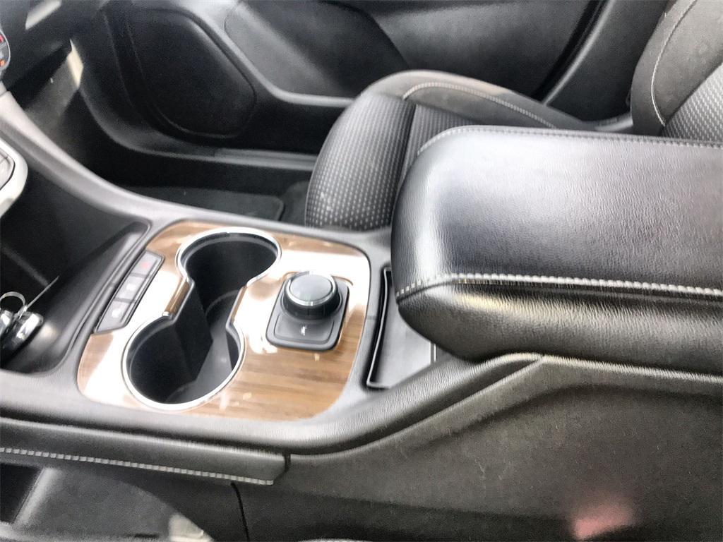 used 2023 GMC Acadia car, priced at $27,800