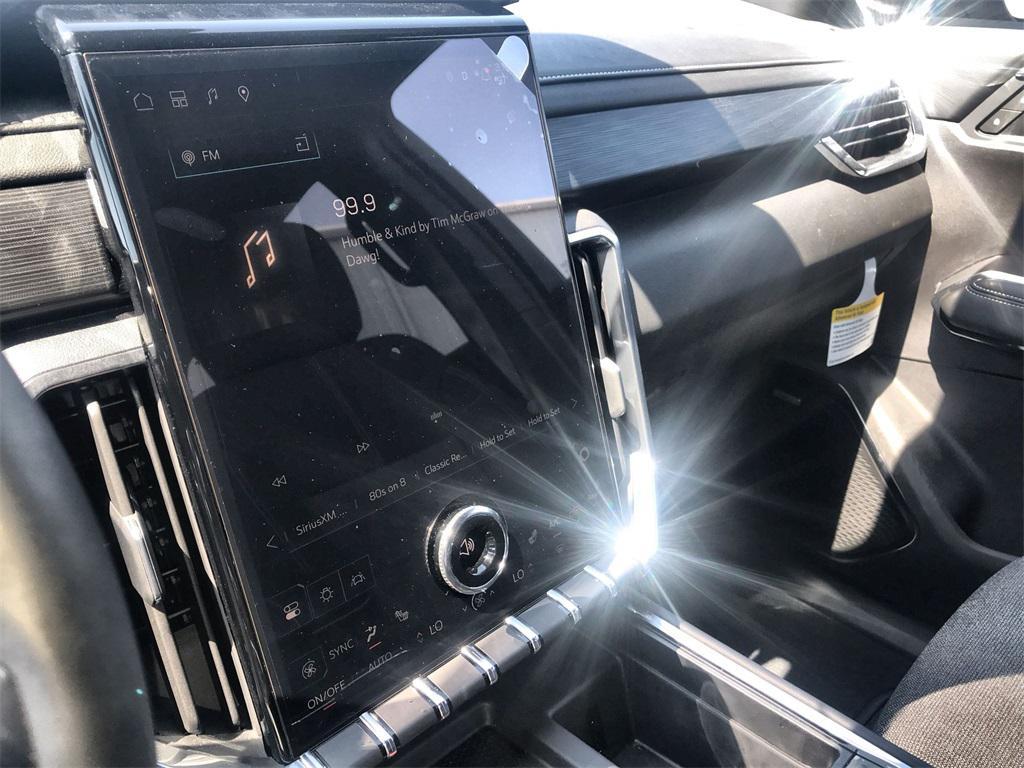 new 2025 GMC Acadia car, priced at $40,607