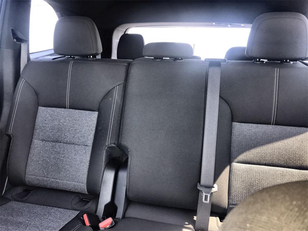 new 2025 GMC Acadia car, priced at $40,607