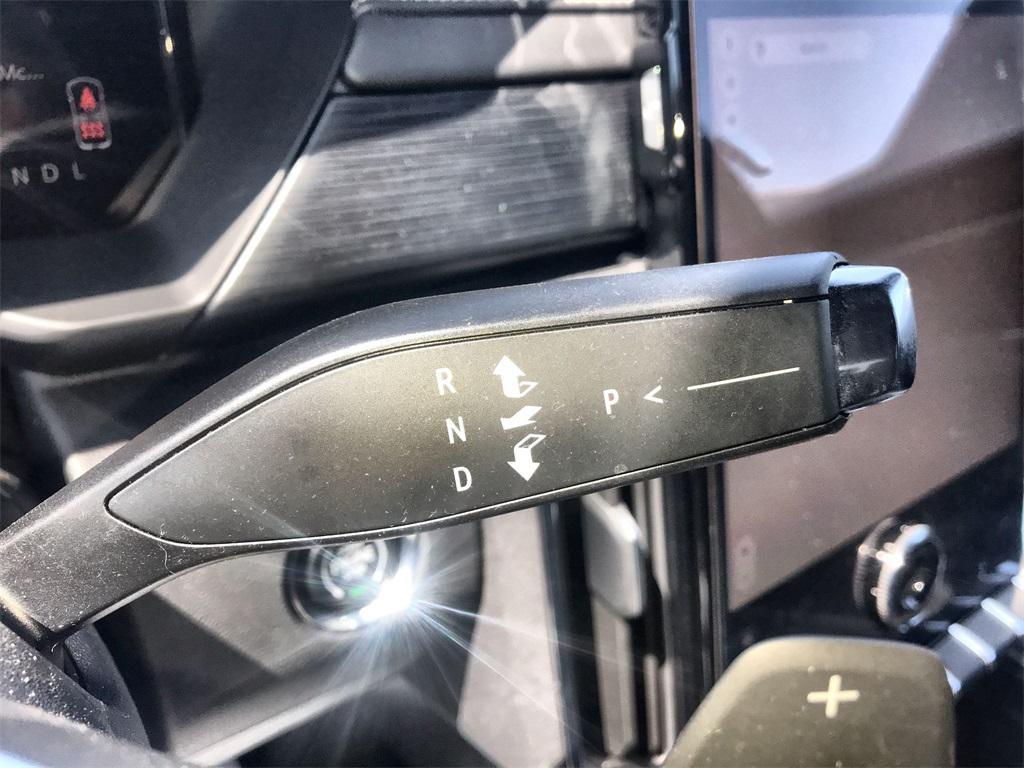 new 2025 GMC Acadia car, priced at $40,607