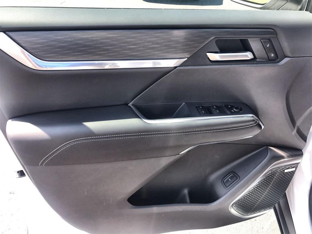 new 2025 GMC Acadia car, priced at $40,607