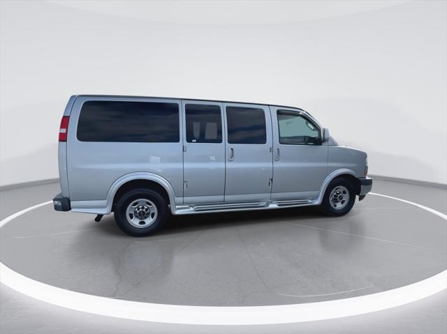 used 2017 GMC Savana 2500 car, priced at $24,988