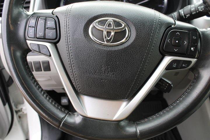 used 2019 Toyota Highlander car, priced at $24,969