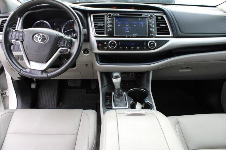 used 2019 Toyota Highlander car, priced at $24,969