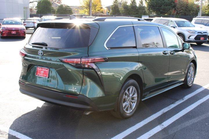 used 2022 Toyota Sienna car, priced at $39,469