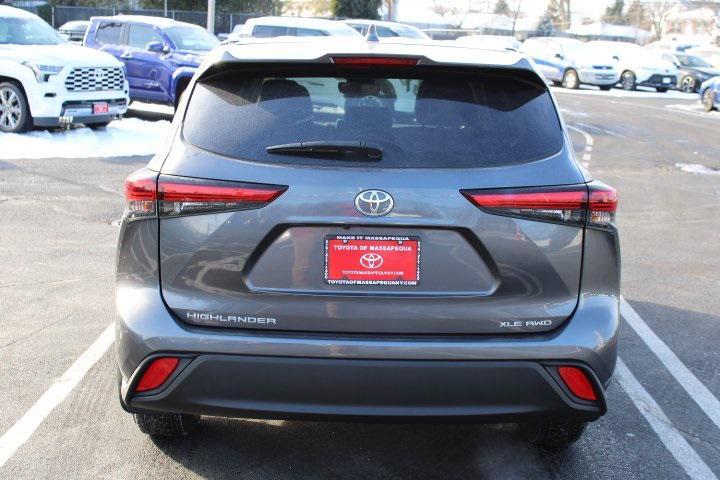 used 2022 Toyota Highlander car, priced at $32,969