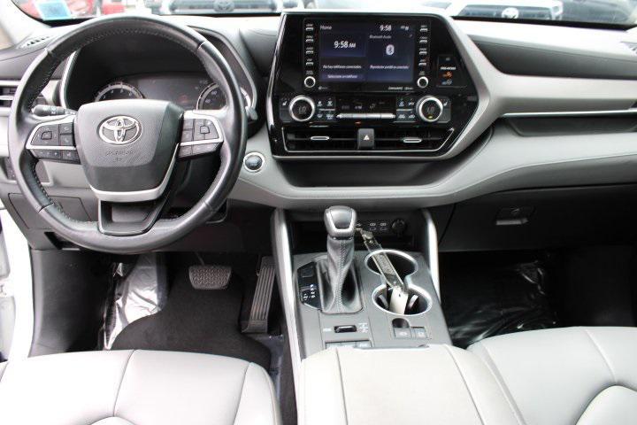 used 2022 Toyota Highlander car, priced at $34,969