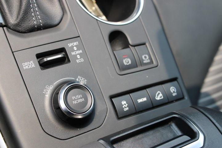 used 2022 Toyota Highlander car, priced at $39,969