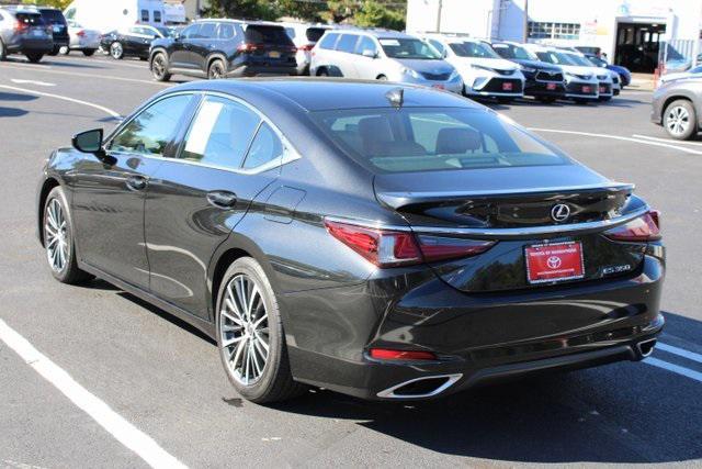 used 2022 Lexus ES 350 car, priced at $33,869