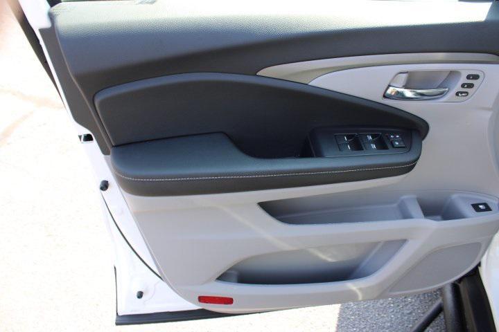 used 2025 Honda Ridgeline car, priced at $38,469