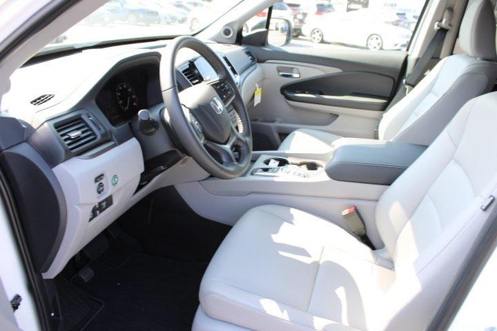 used 2025 Honda Ridgeline car, priced at $38,469