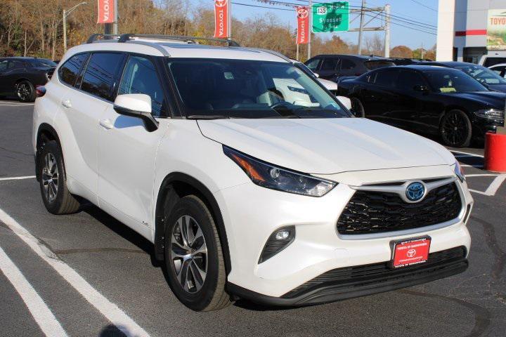 used 2022 Toyota Highlander Hybrid car, priced at $39,969