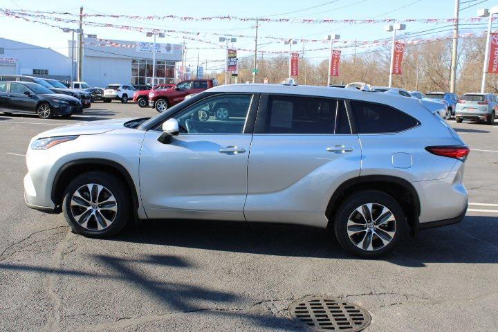 used 2023 Toyota Highlander car, priced at $36,969