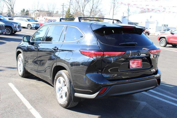 used 2022 Toyota Highlander car, priced at $30,969