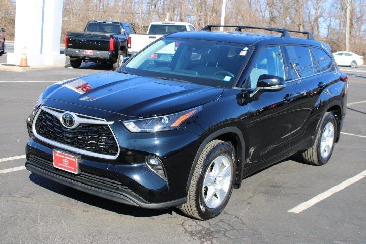 used 2022 Toyota Highlander car, priced at $30,969