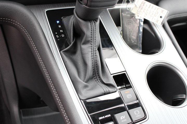 used 2025 Toyota Sienna car, priced at $75,469