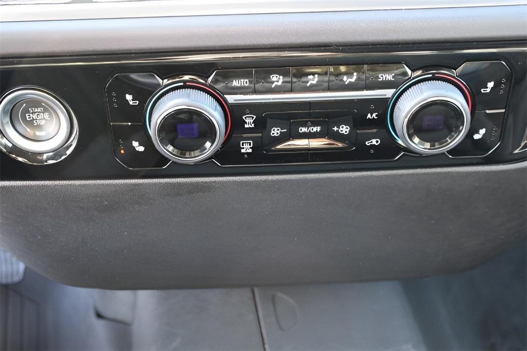 used 2023 Chevrolet Silverado 1500 car, priced at $40,469