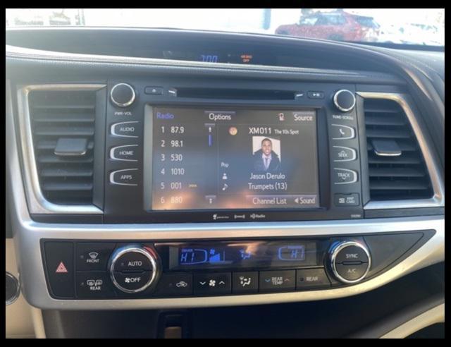 used 2019 Toyota Highlander car, priced at $19,969