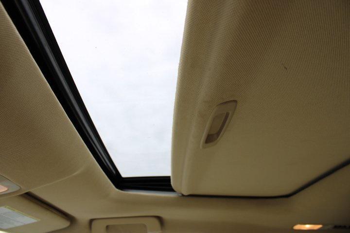used 2019 Toyota Highlander car, priced at $19,869