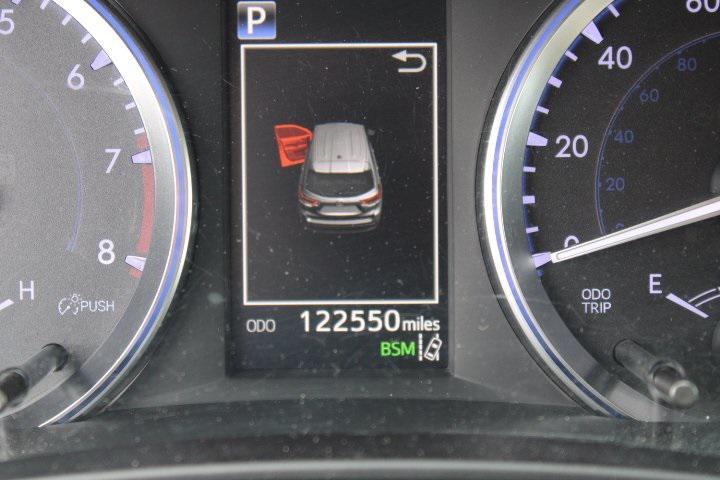 used 2019 Toyota Highlander car, priced at $19,869