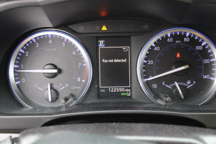 used 2019 Toyota Highlander car, priced at $19,869