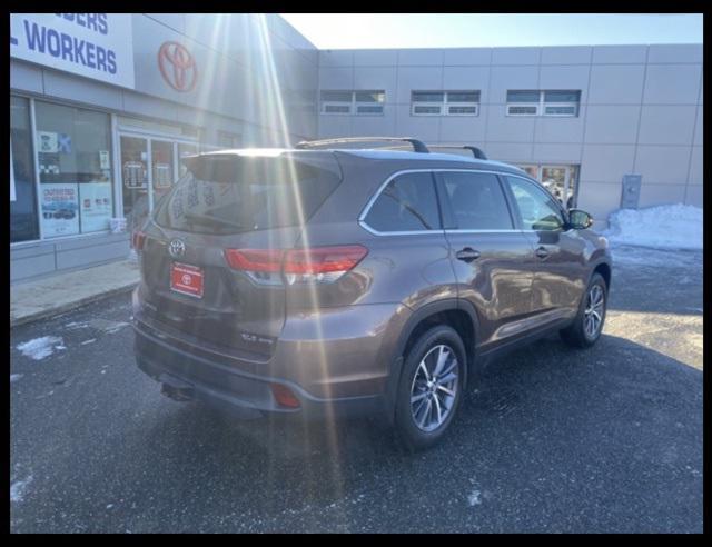 used 2019 Toyota Highlander car, priced at $19,969