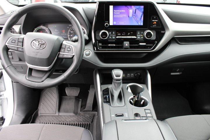 used 2023 Toyota Highlander Hybrid car, priced at $38,997