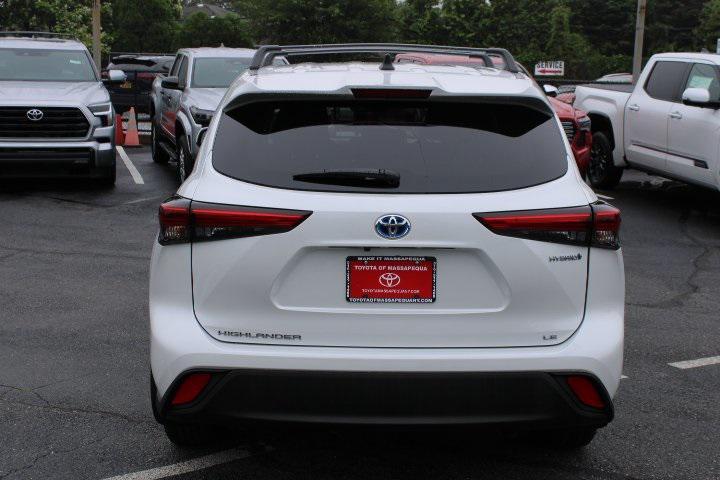 used 2023 Toyota Highlander Hybrid car, priced at $38,997