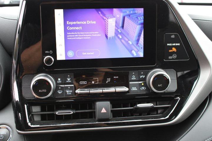 used 2023 Toyota Highlander Hybrid car, priced at $38,997