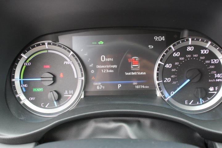 used 2023 Toyota Highlander Hybrid car, priced at $38,997