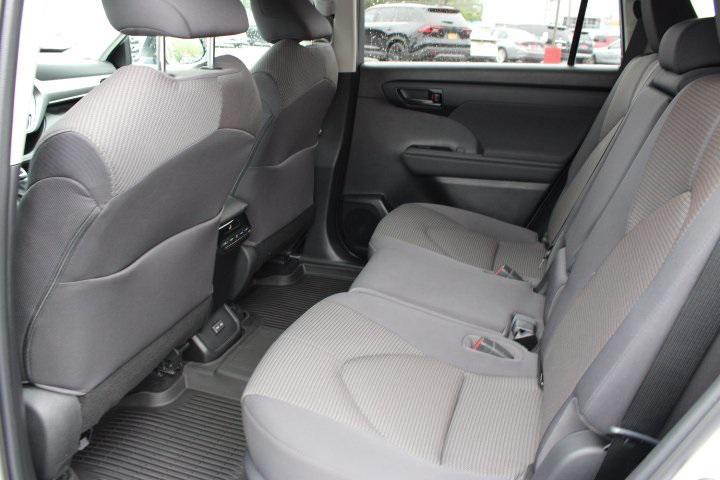 used 2023 Toyota Highlander Hybrid car, priced at $38,997