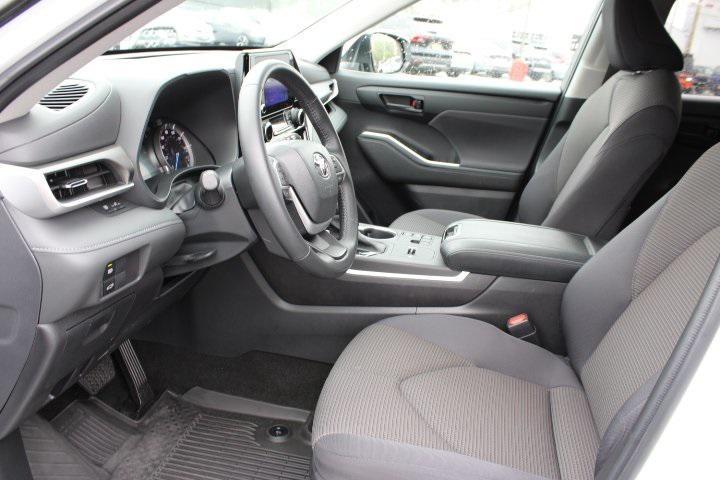 used 2023 Toyota Highlander Hybrid car, priced at $38,997
