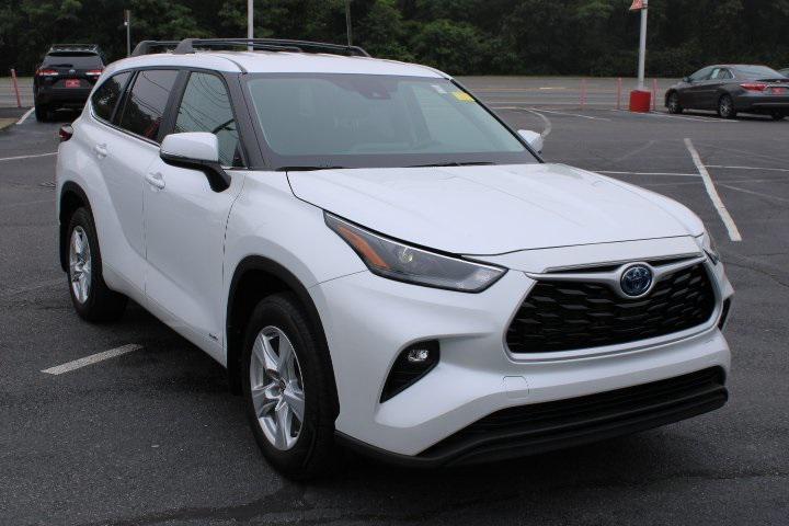 used 2023 Toyota Highlander Hybrid car, priced at $38,997