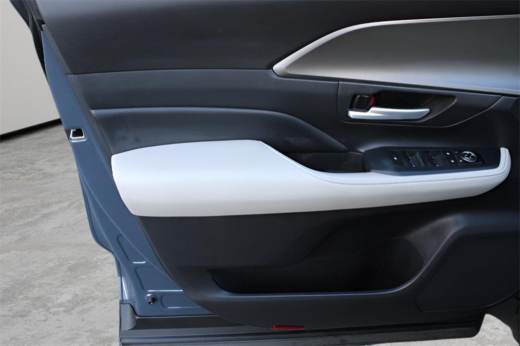 used 2024 Toyota Grand Highlander car, priced at $46,469