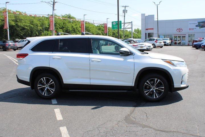used 2019 Toyota Highlander car, priced at $22,969