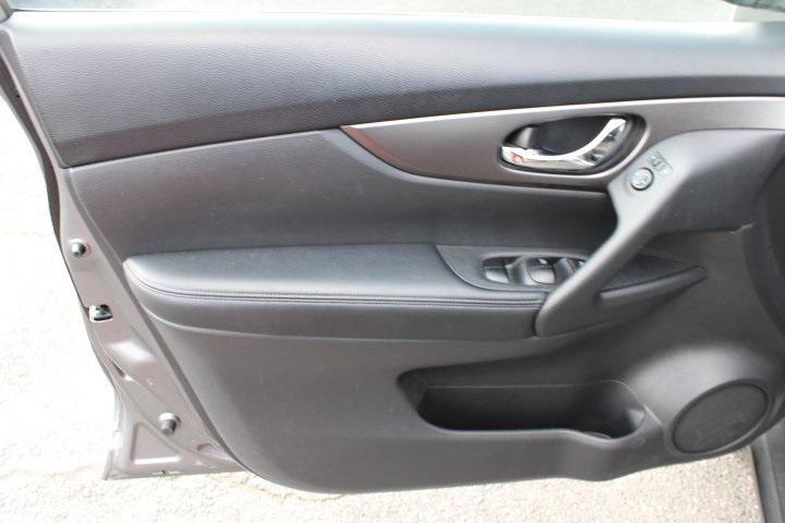 used 2016 Nissan Rogue car, priced at $11,969
