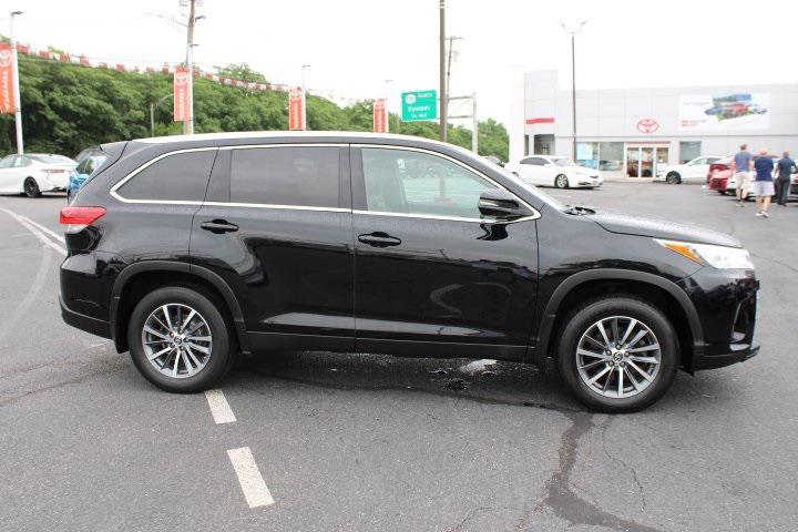 used 2019 Toyota Highlander car, priced at $28,869