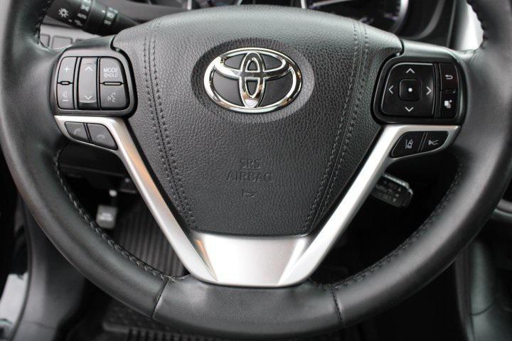 used 2019 Toyota Highlander car, priced at $28,869