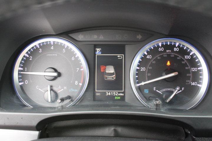 used 2019 Toyota Highlander car, priced at $28,869