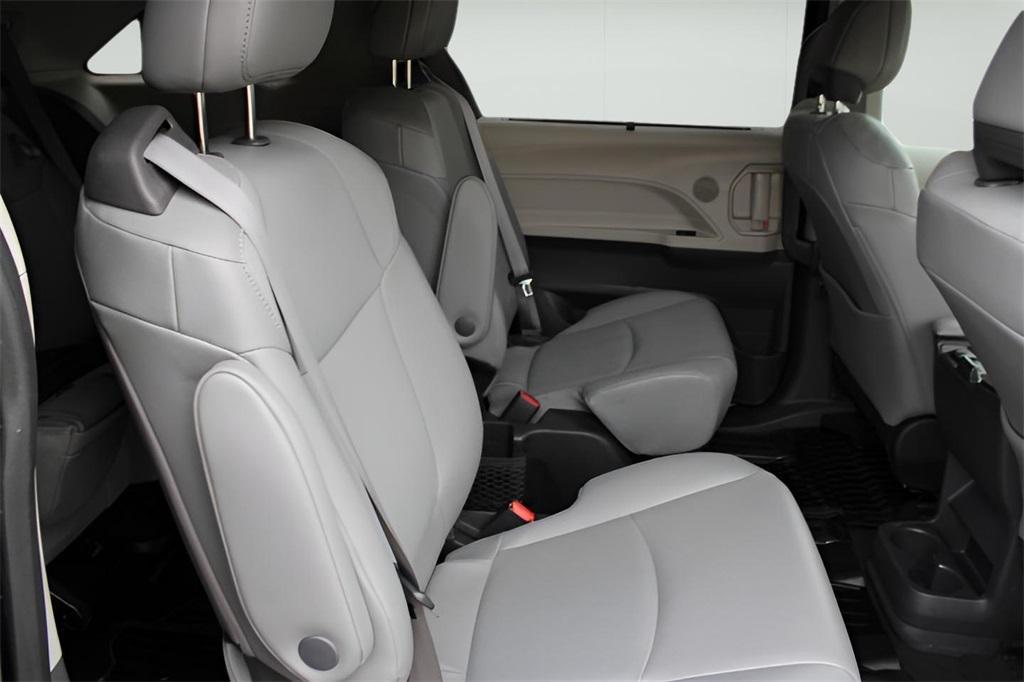 used 2023 Toyota Sienna car, priced at $44,469