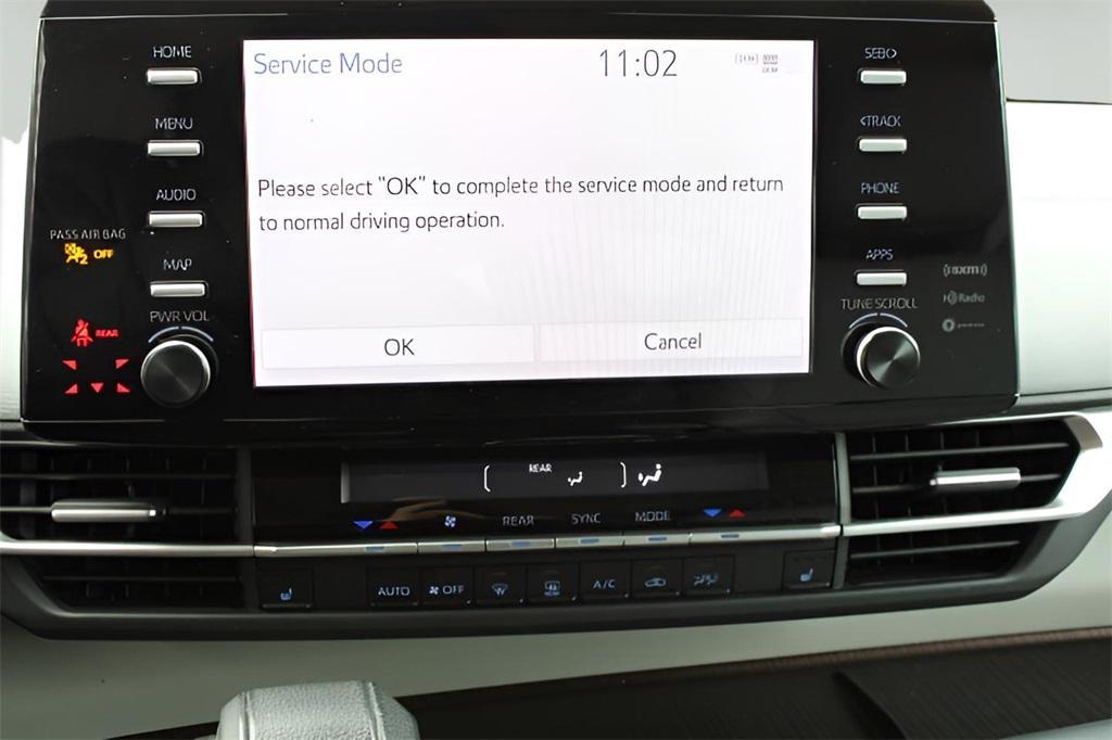 used 2023 Toyota Sienna car, priced at $44,469