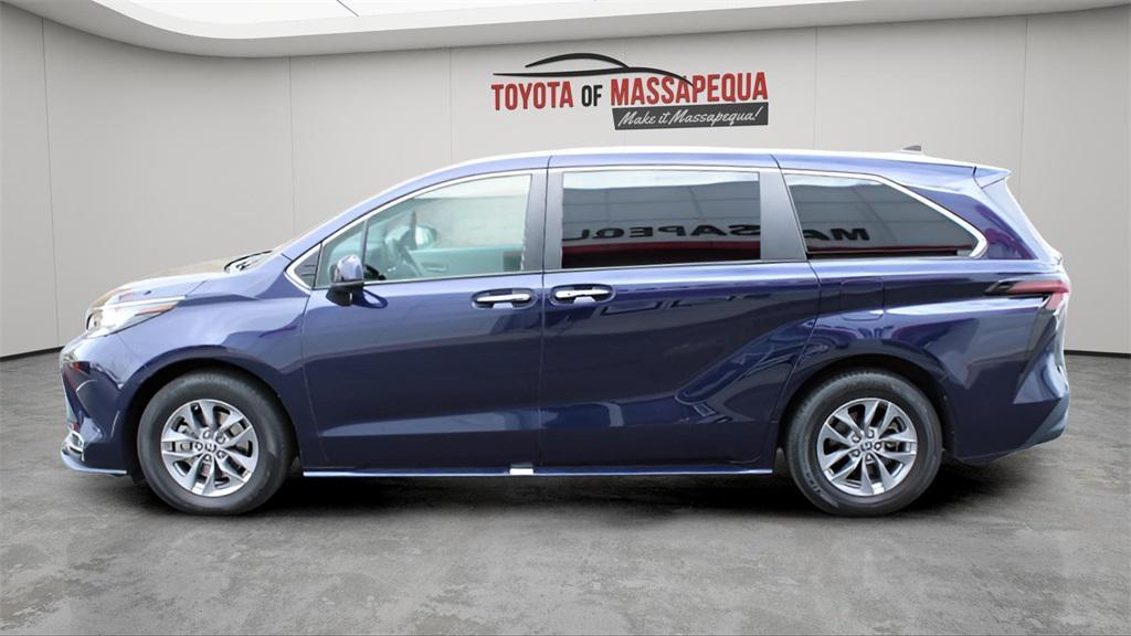 used 2023 Toyota Sienna car, priced at $44,469